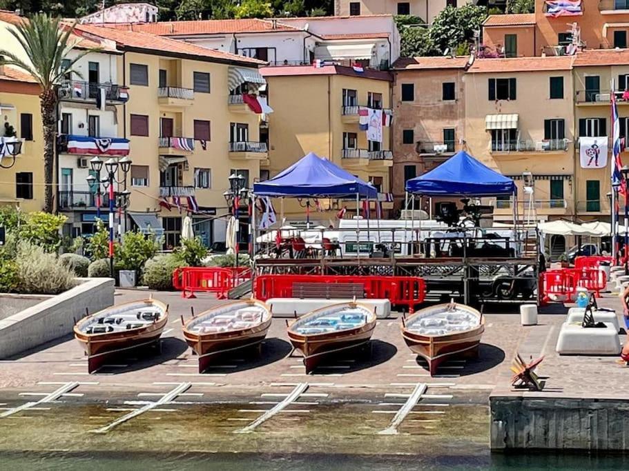 Maddy House - 50 Mt Dal Mare Villa Porto Santo Stefano  Bagian luar foto