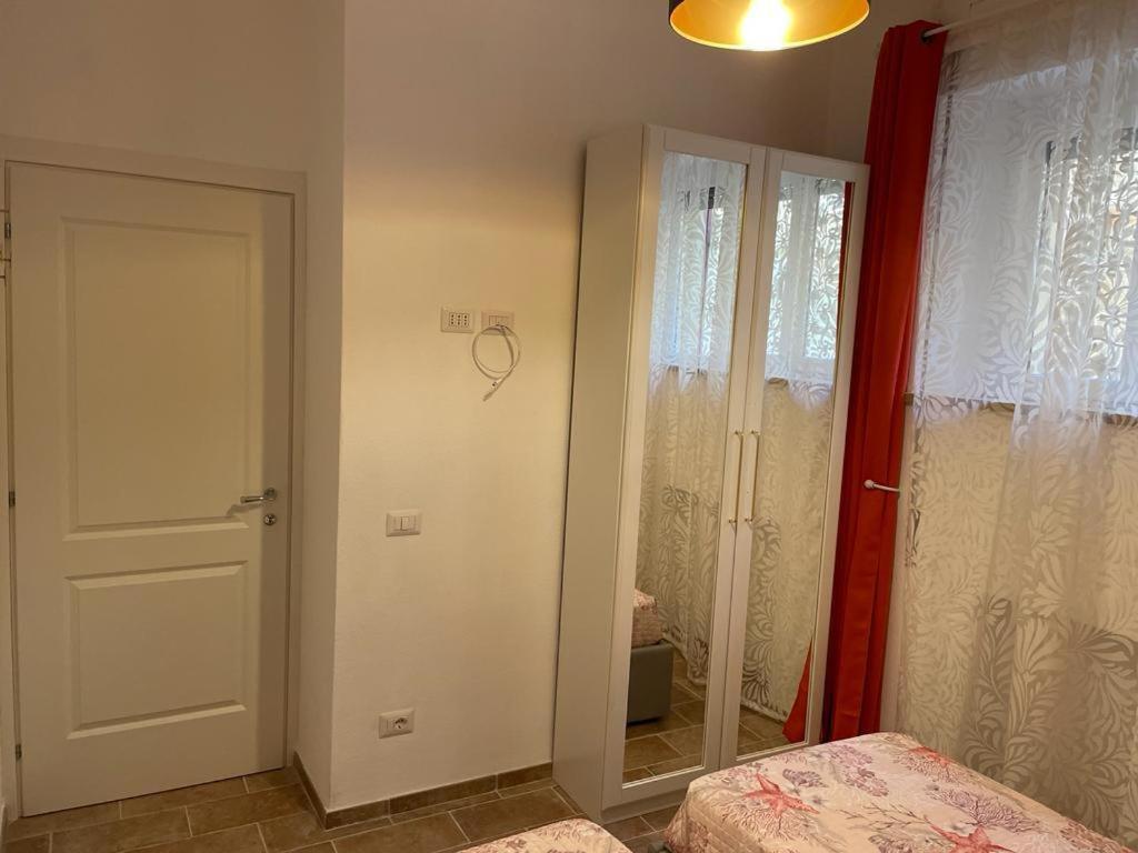 Maddy House - 50 Mt Dal Mare Villa Porto Santo Stefano  Bagian luar foto